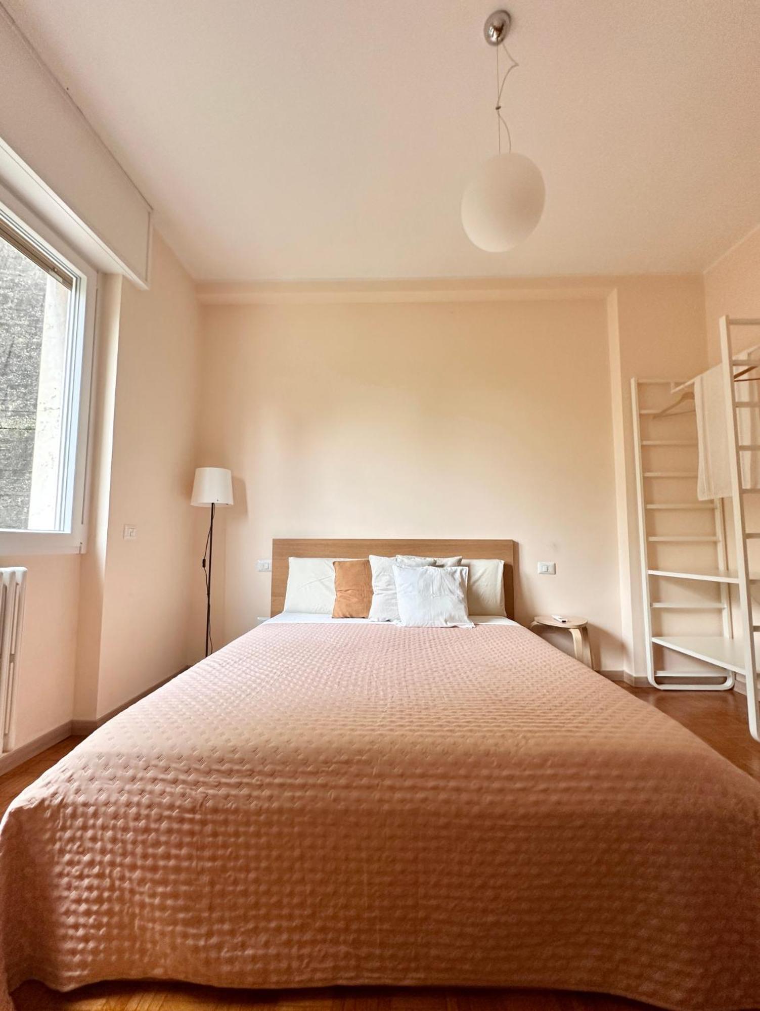 Casa Ling -Ac - Parking-2Bathrooms Como Ngoại thất bức ảnh