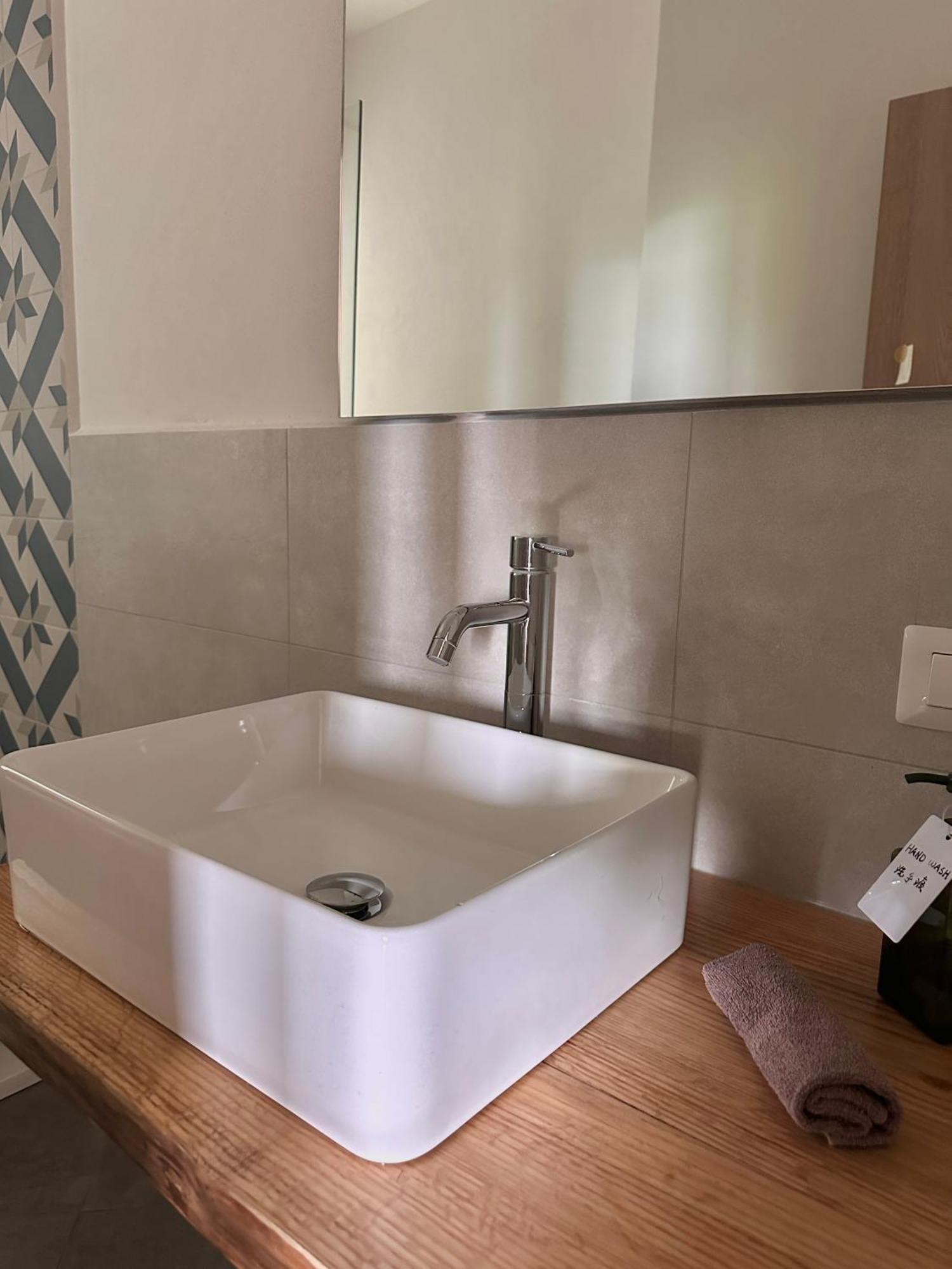 Casa Ling -Ac - Parking-2Bathrooms Como Ngoại thất bức ảnh